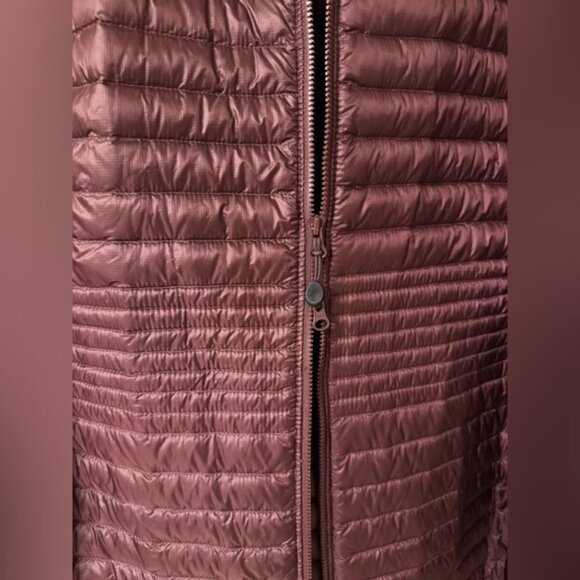 L.L.Bean Ultralight 850 Down Sweater Coat 2X in Black Plum - Picture 4 of 10